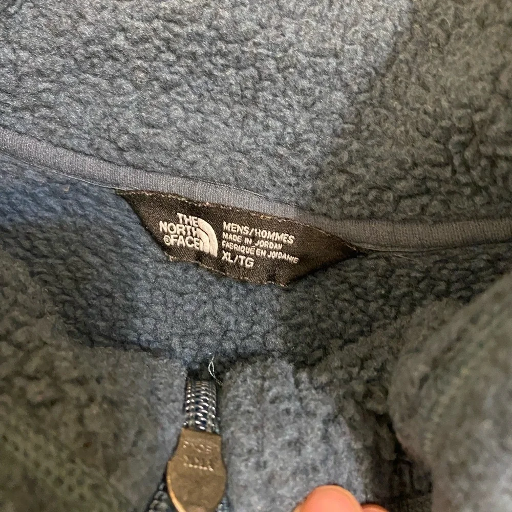 The North Face Men's Heather Blue Fleece Pullover